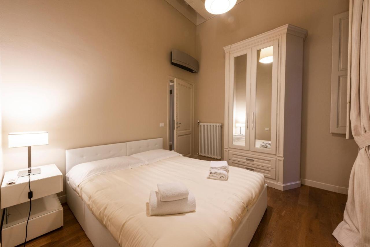Apartamento Rucellai Prestige By Mmega Florencia